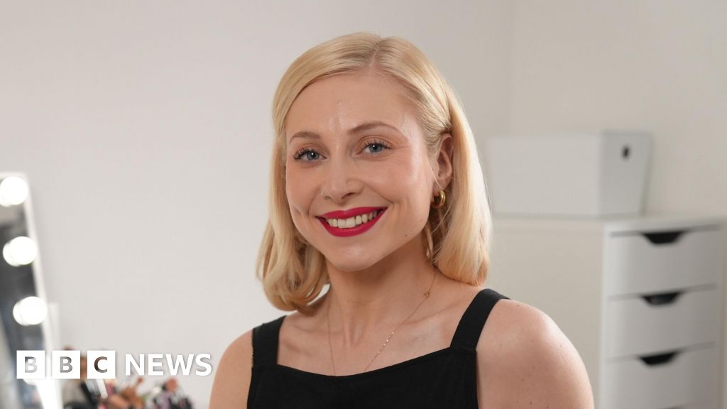 Latin makeup labels put people with allergies 'at risk'
