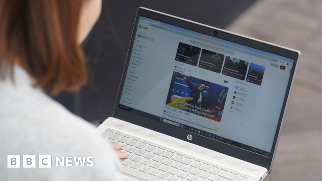 Reddit starts verifying ages of users in the UK