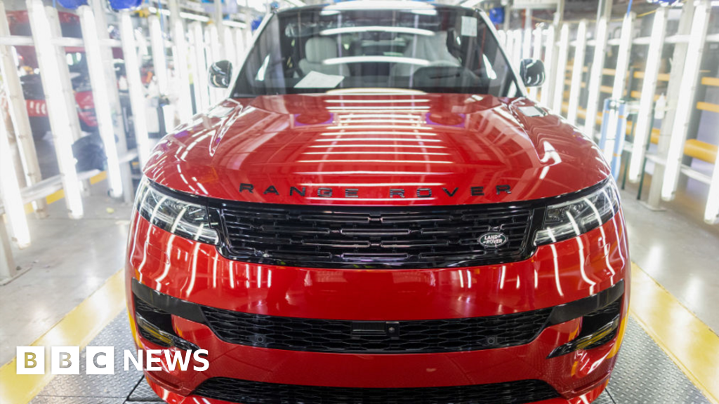 Jaguar Land Rover to cut up to 500 UK jobs