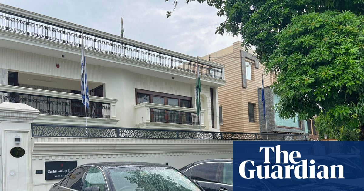 Indian police arrest man accused of running fake embassy