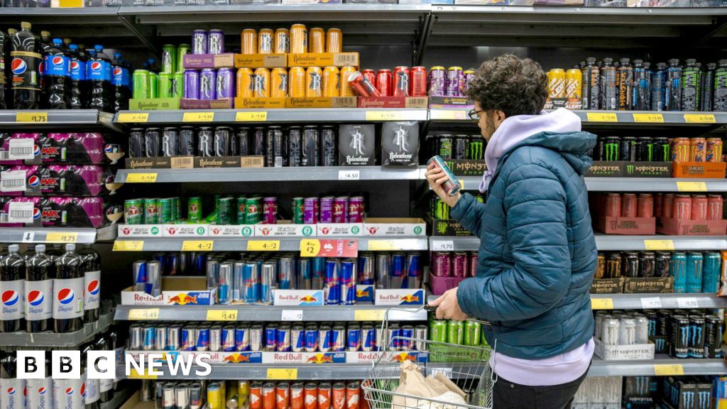 Energy drinks to be banned for under-16s in England